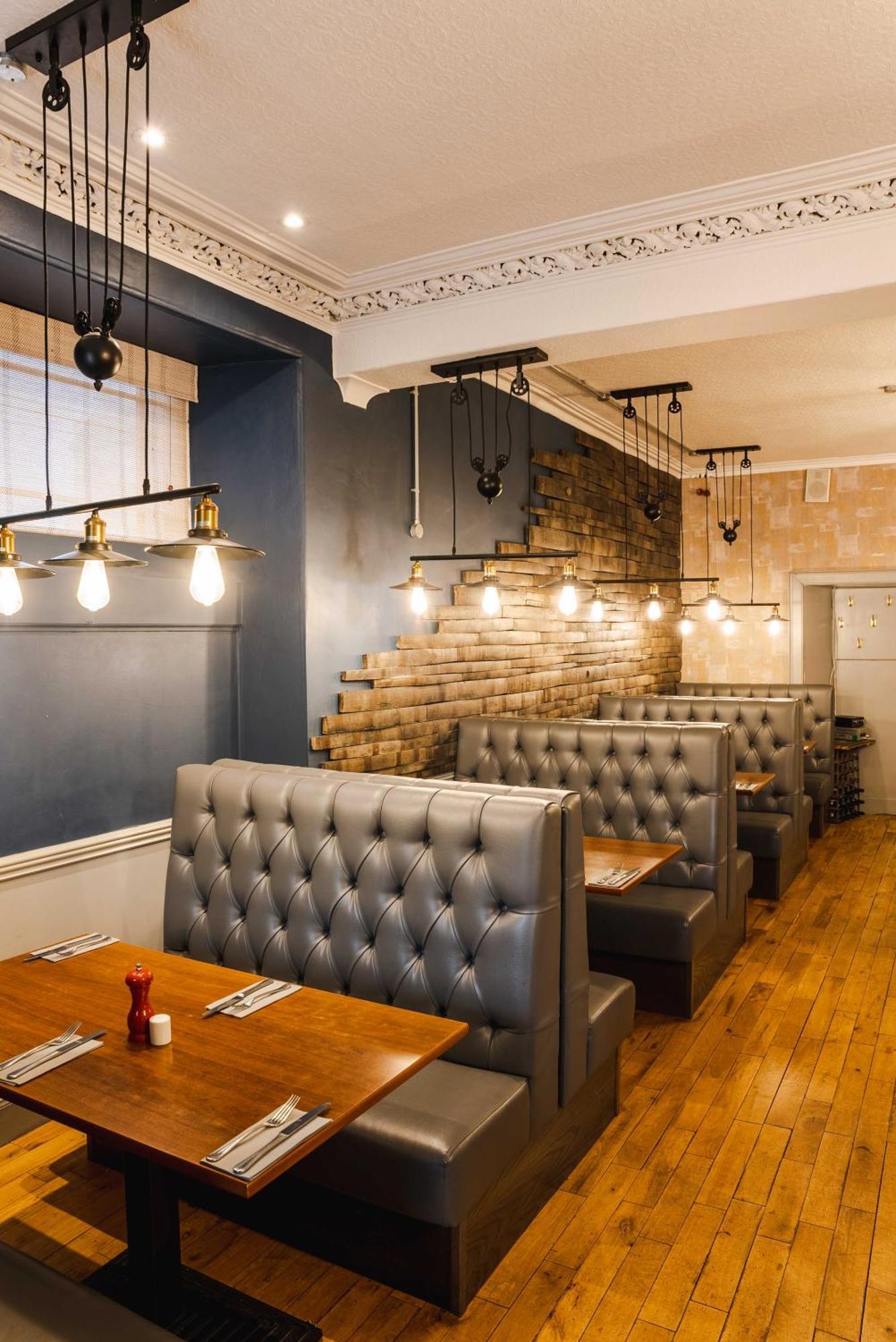 Traquair Arms Hotel Инерлитън Екстериор снимка
